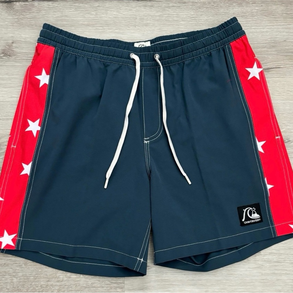 Quiksilver Boardshorts Men Size Medium With Pockets Brand New With Tags